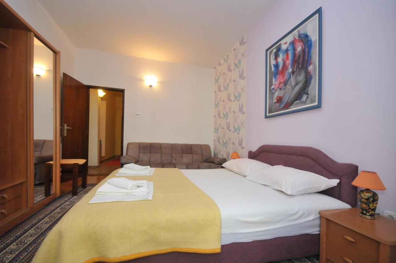 Apartments Balic Sveti Stefan Extérieur photo