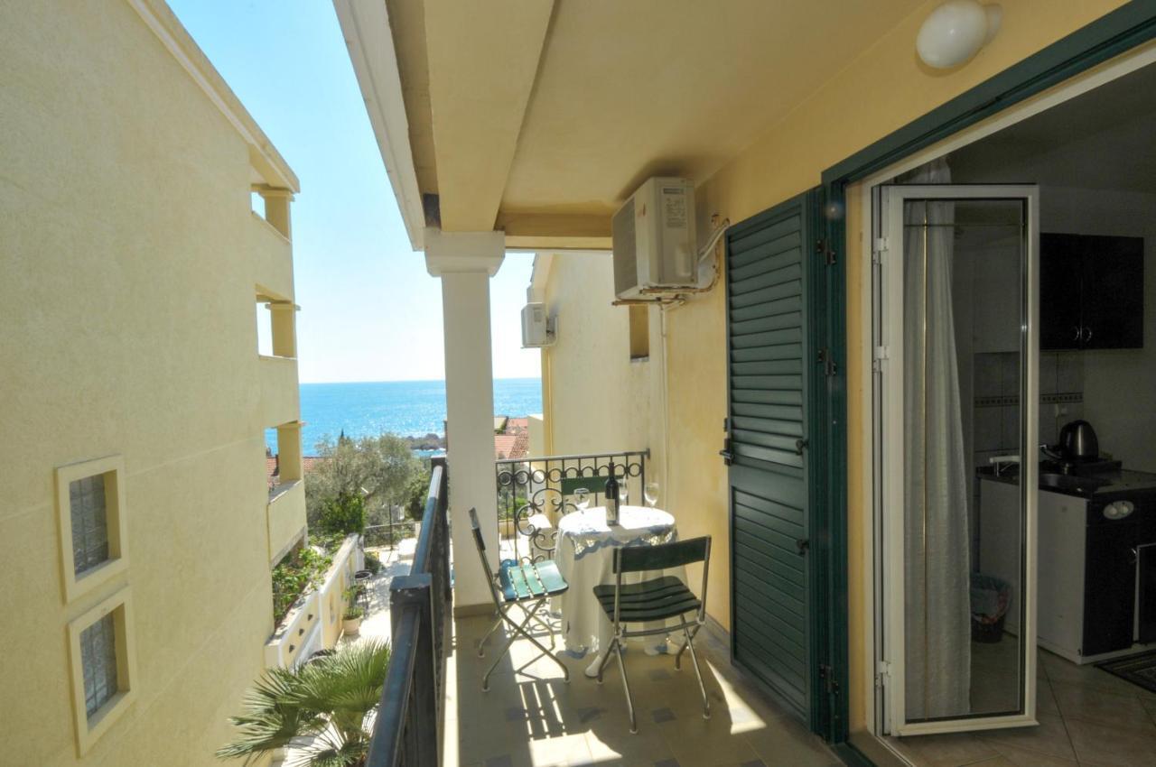 Apartments Balic Sveti Stefan Extérieur photo