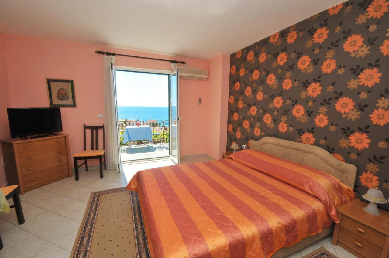 Apartments Balic Sveti Stefan Extérieur photo